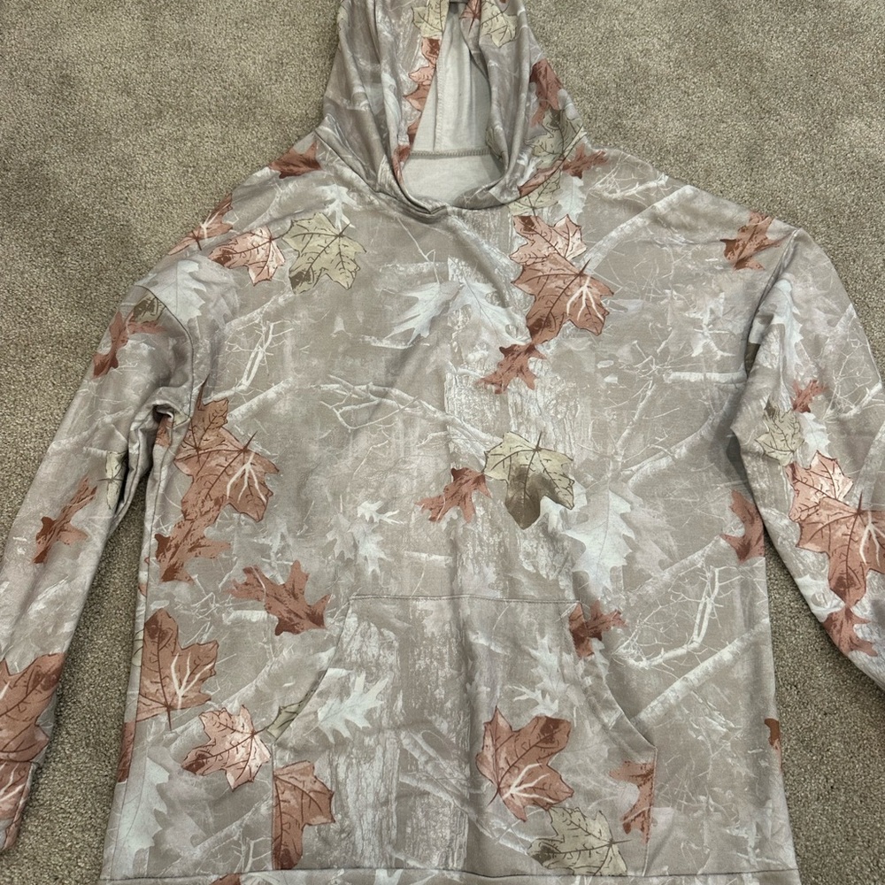 SHEIN Leaf Camo print hoodie